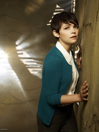 Illustration for article titled Once Upon a Time Cast Photos